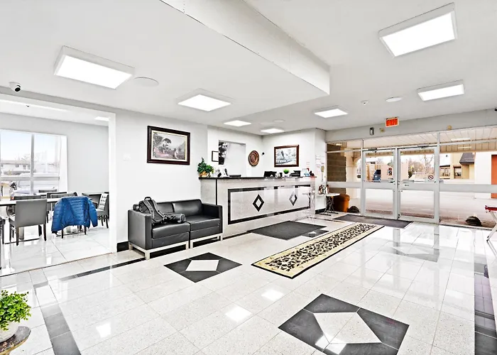 Niagara Lodge & Suites